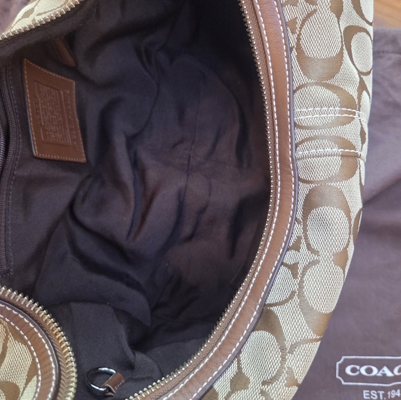 Coach Signature 15" Jacquard Hobo in Beige Brown + Matching Wallet - Picture 10 of 16